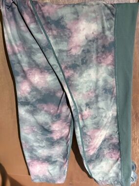 Lands' End olive and coral Cloud Tie-Dye Women’s Leggings